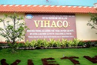 Công nhân “vây” nhà máy thủy sản đòi nợ